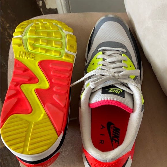 Nike Air Max - Picture 3 of 5